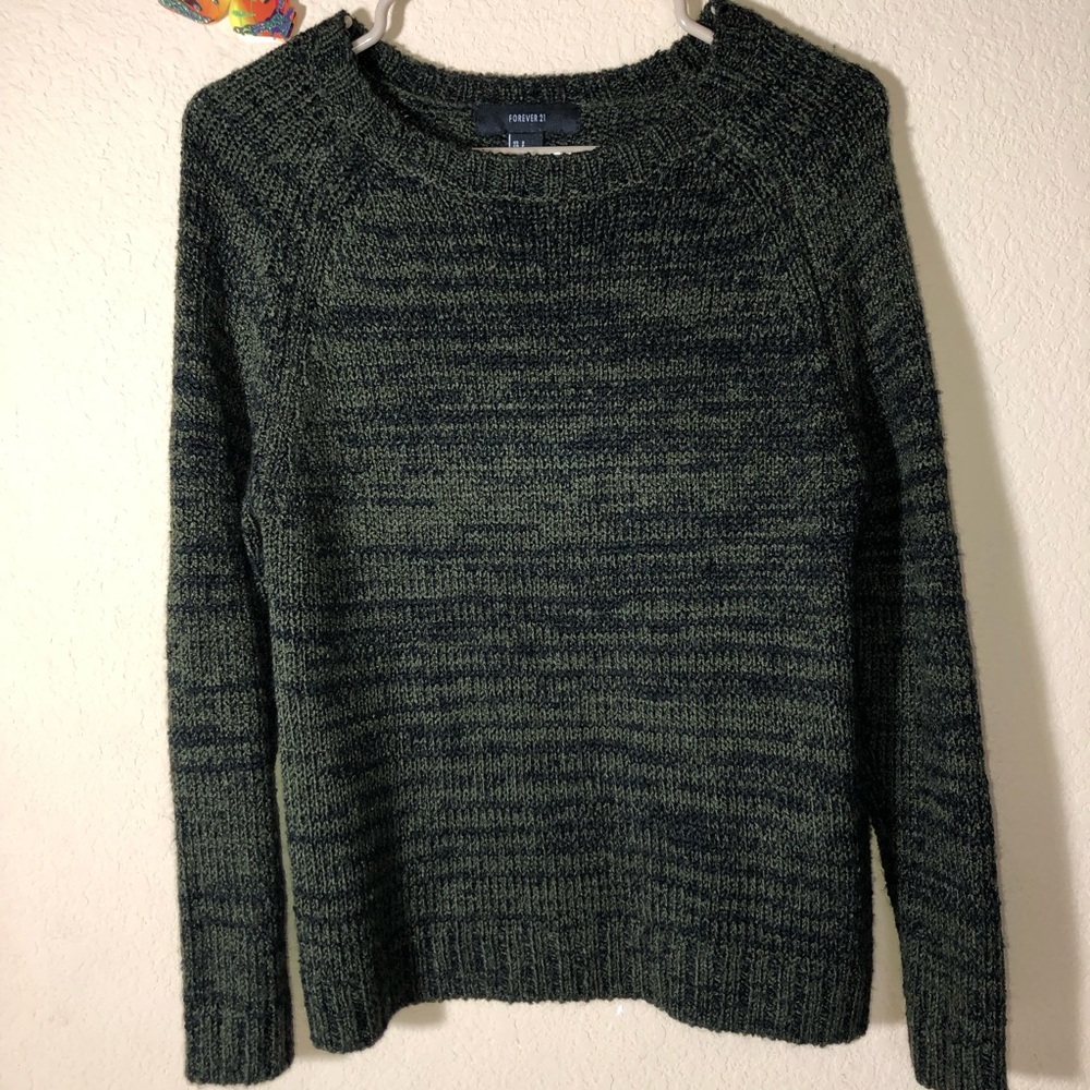 Forever 21 Sweater, Small, Green/Black Marled, pre-owned, crew neck, super soft